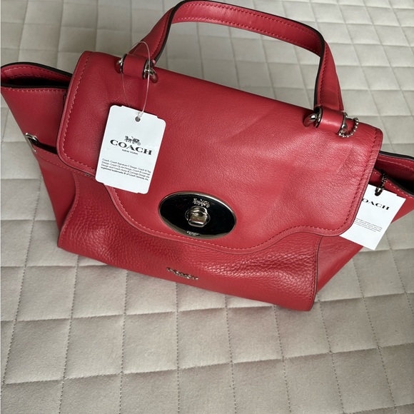 Coach Red Leather Women's Bag - Picture 3 of 6